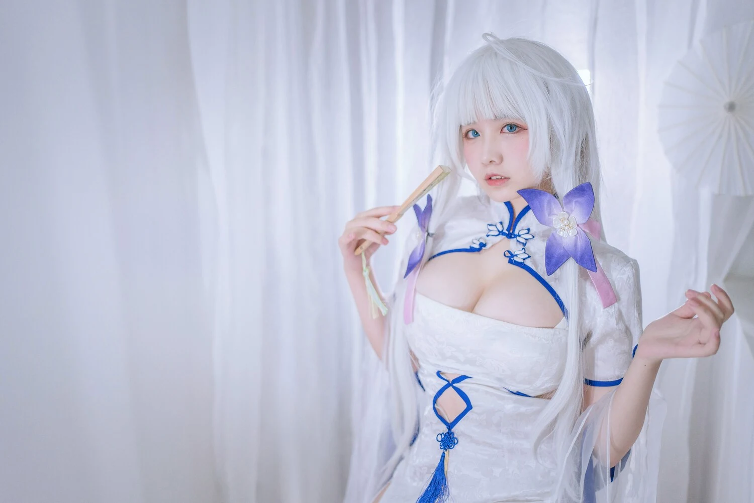 阿半今天很开心写真图片 性感美少女 网红模特