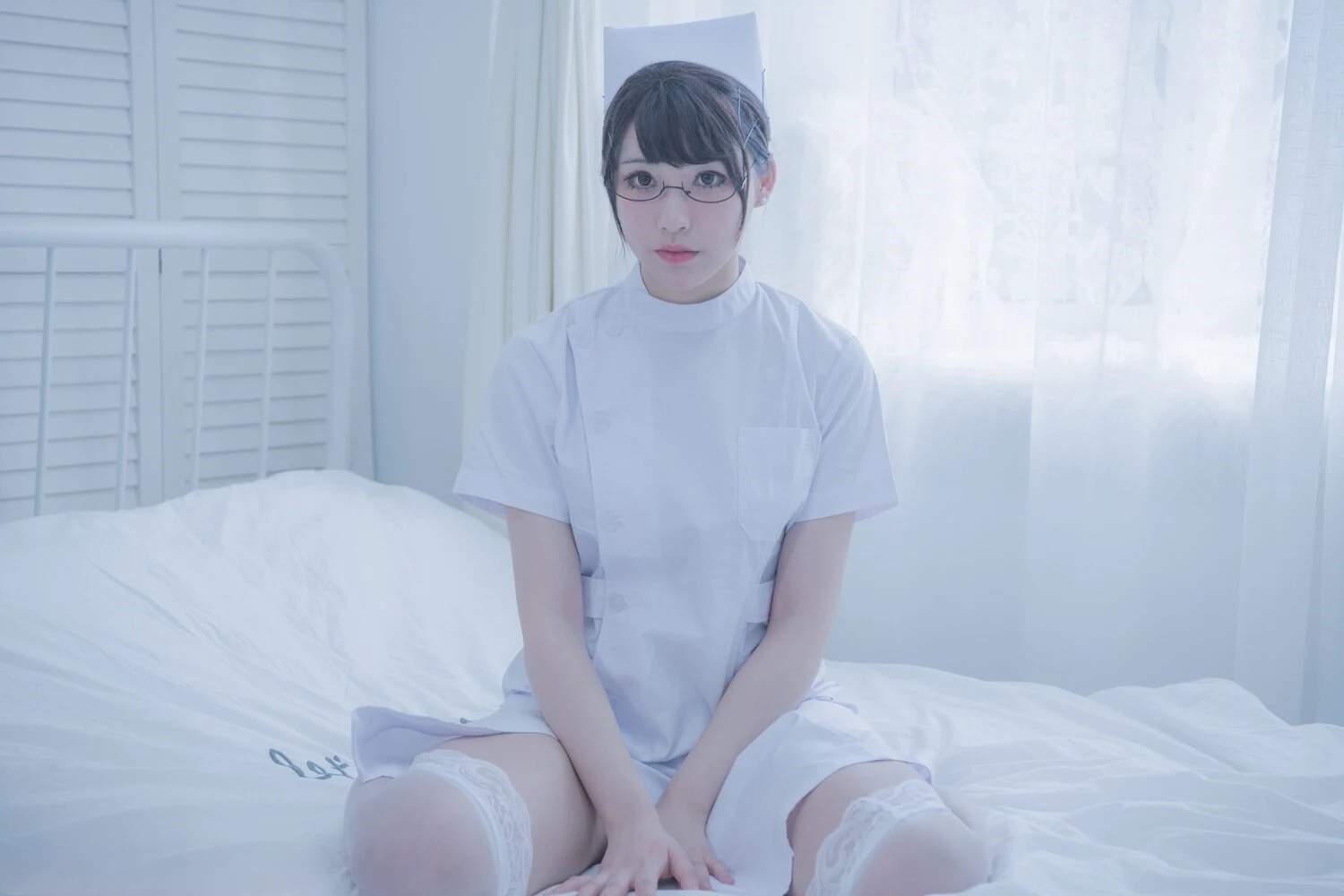 你十七鸽写真图片 性感美少女 网红模特