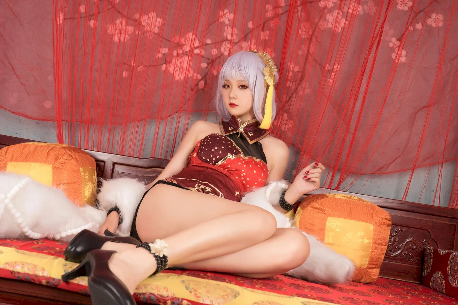 秋楚楚写真图片 性感美少女 网红模特