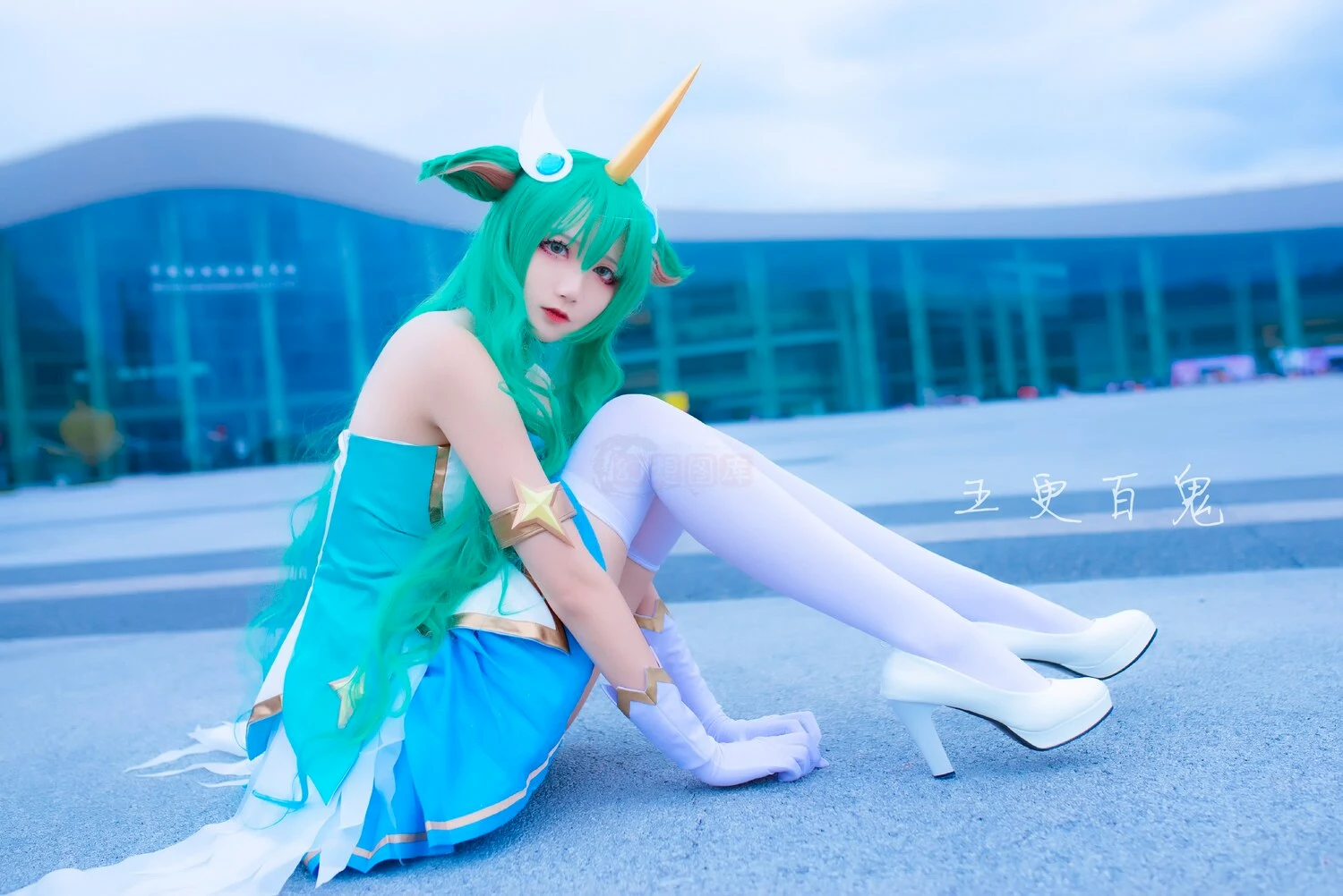 五鬼百更写真图片 性感美少女 网红模特