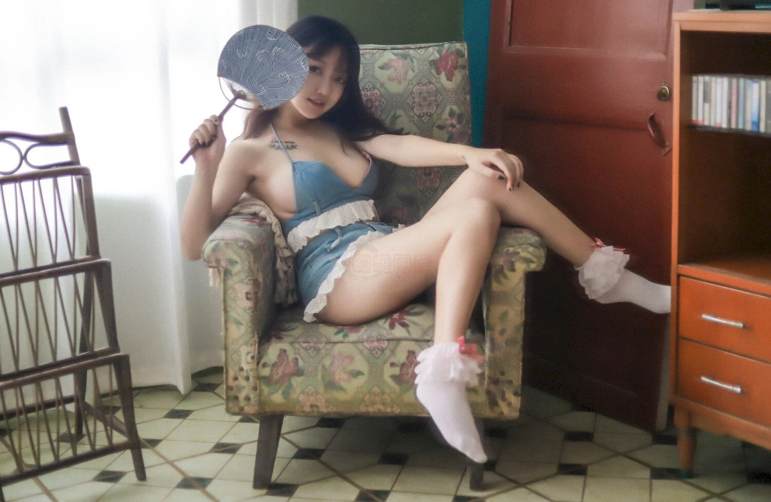 奇行家狗崽写真图片 性感美少女 网红模特